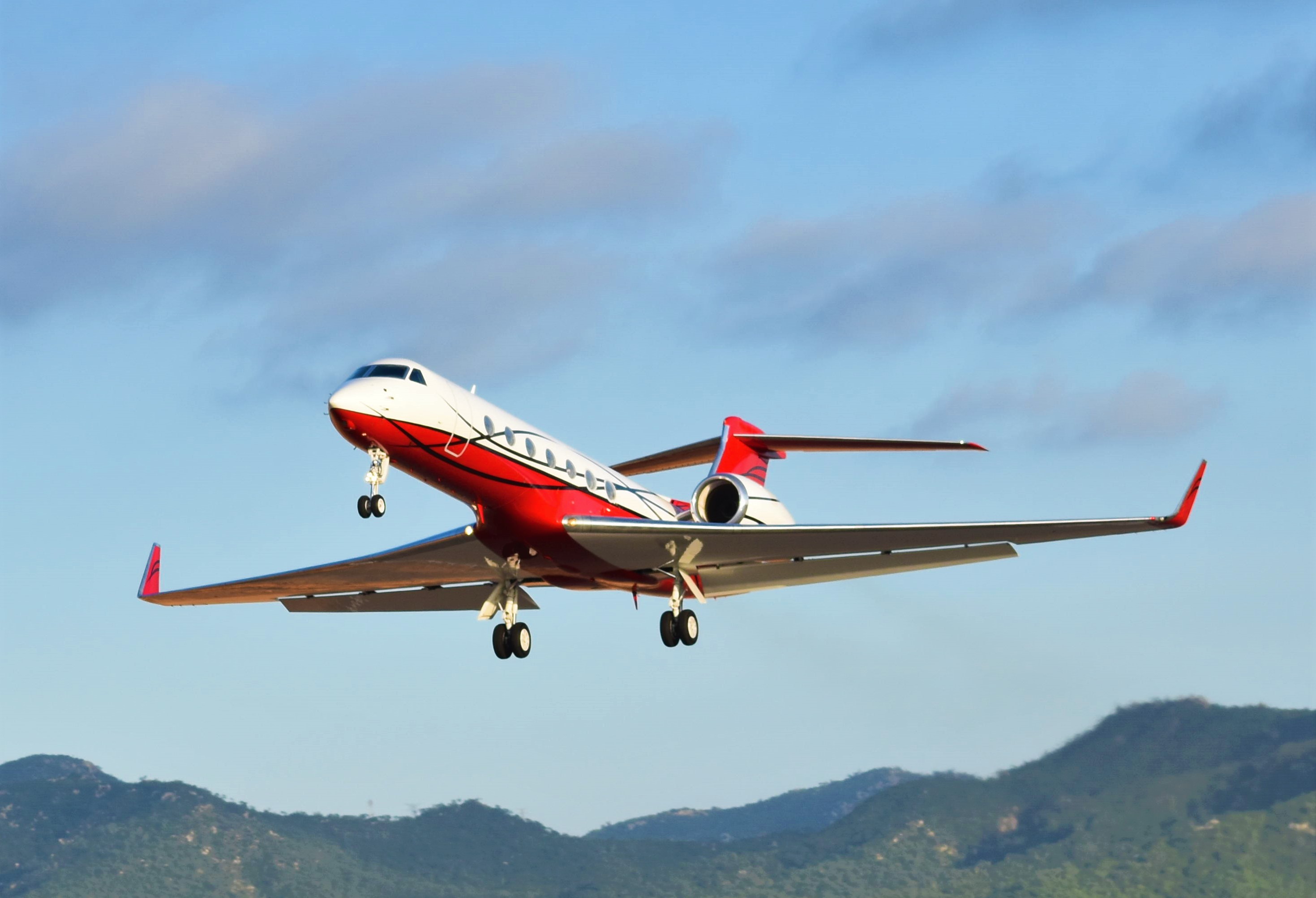 Full size: PRIVATE Gulfstream G550 N885GM at Aeropuerto de Cabo San Lucas Internacional